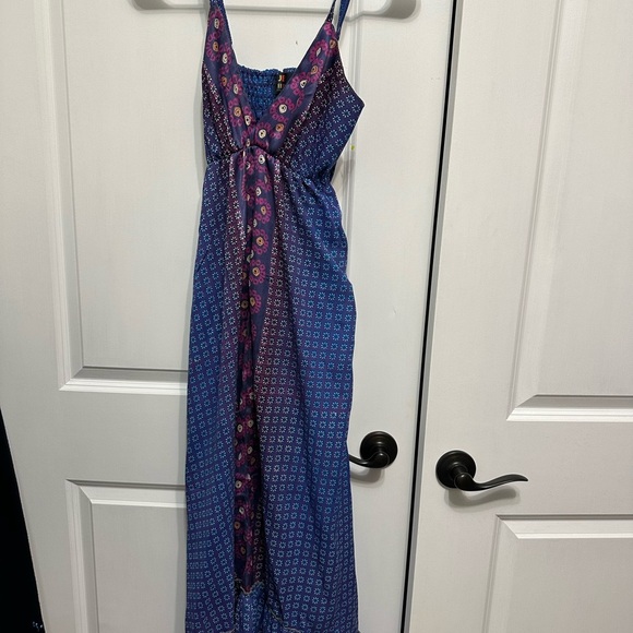 Blue and‎ Purple Sleeveless Maxi Sundress - Picture 3 of 8